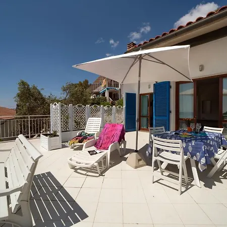 Le Sirene Apartahotel 3*