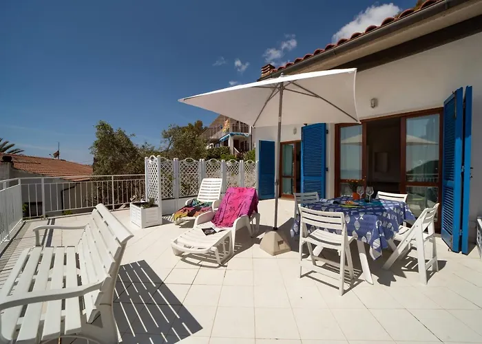 Le Sirene Apartahotel 3*